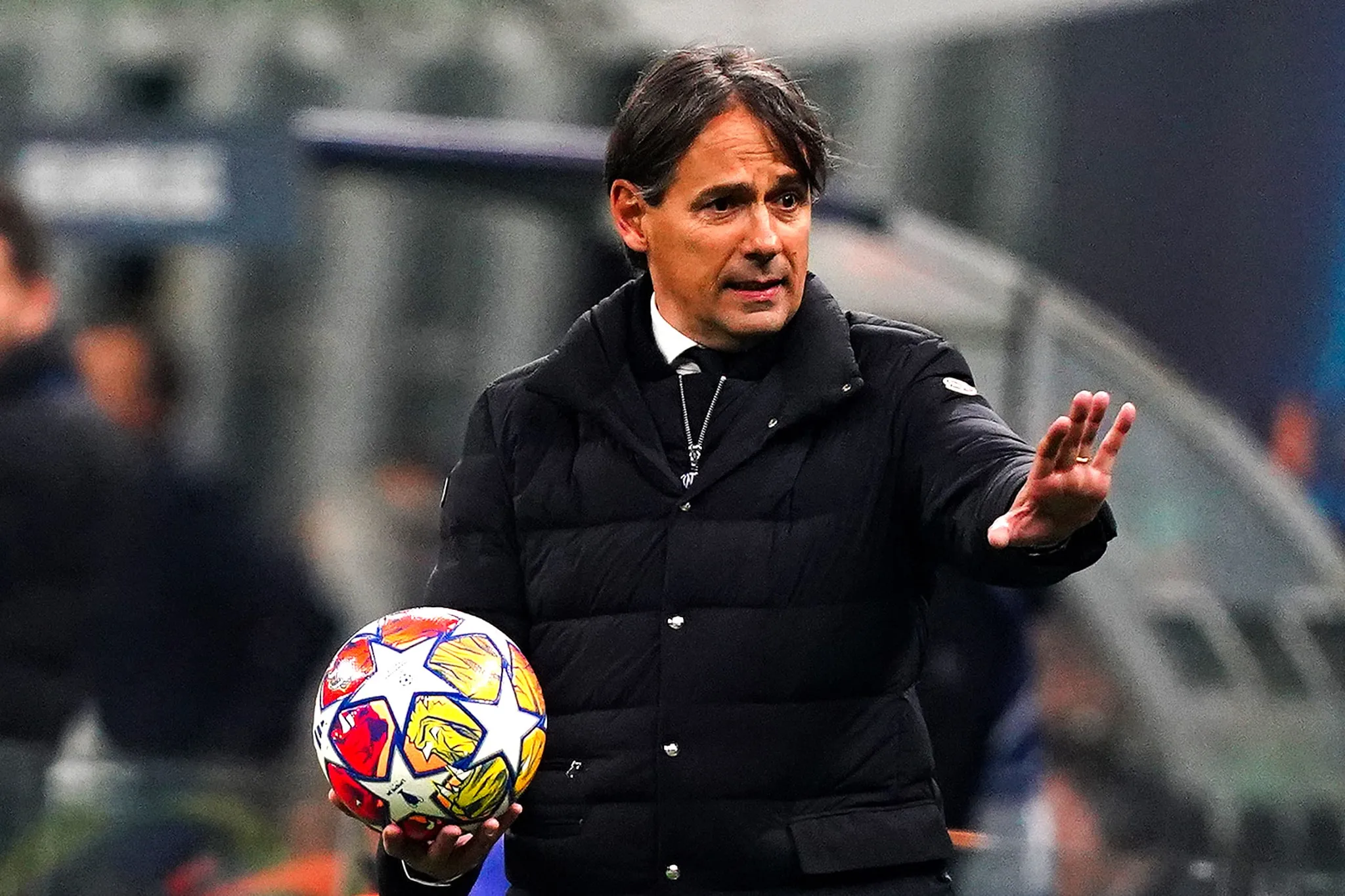 Internazionale se mexe para driblar ass&eacute;dio da Premier League ao seu treinador