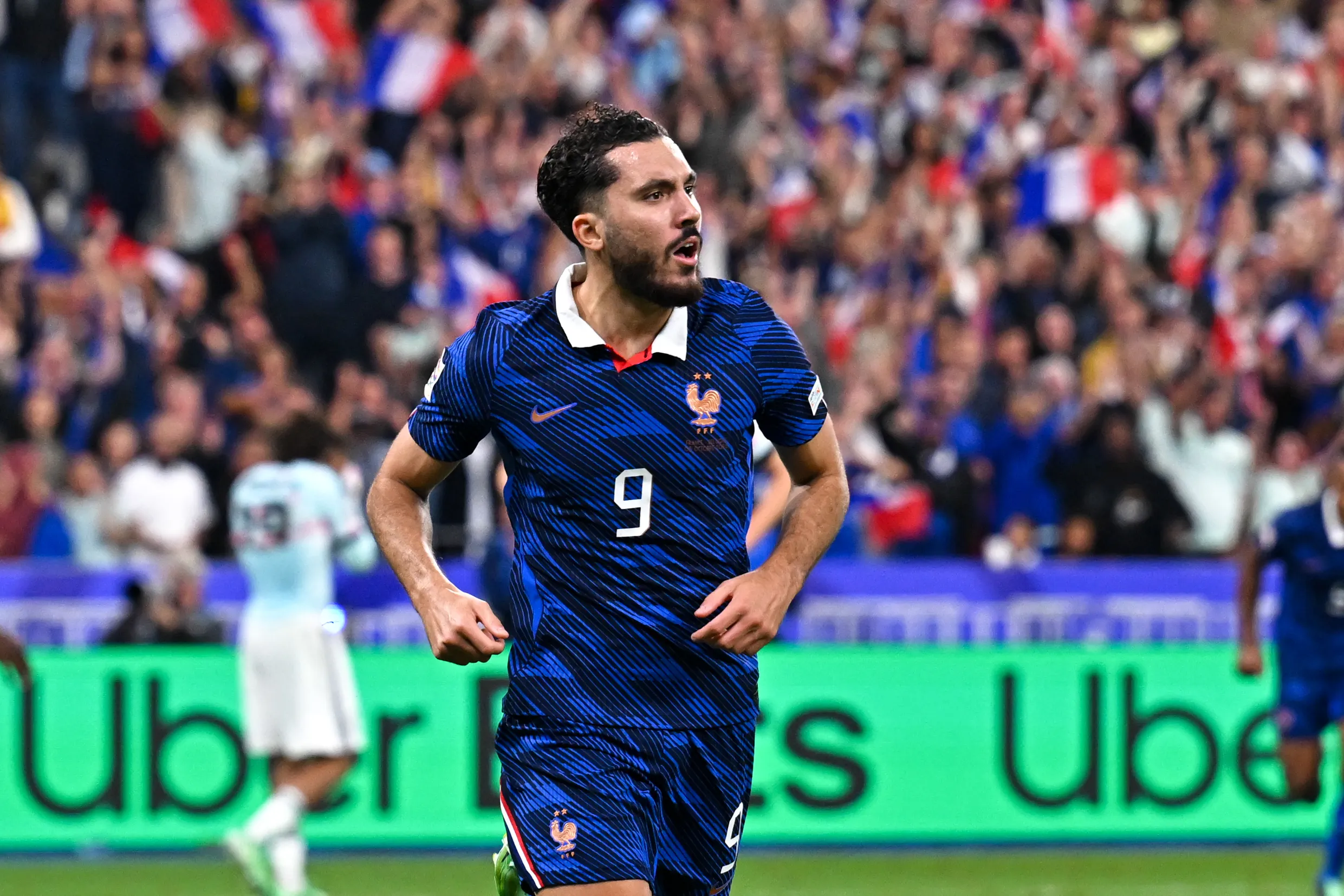 Cherki celebra gol pela sele&ccedil;&atilde;o francesa 