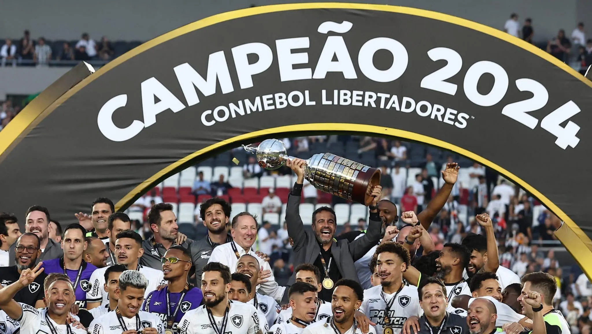 Libertadores nasceu como Champions latina, mas ficou longe do charme e equil&iacute;brio europeu