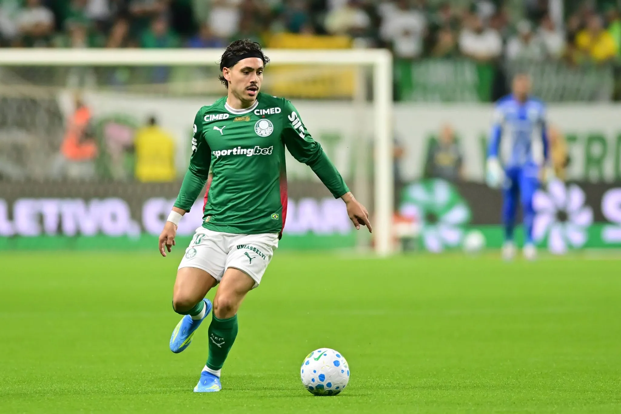 Maur&iacute;cio est&aacute; na mira do Paraguai para a Copa do Mundo