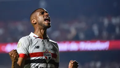 Humildade e p&eacute;s no ch&atilde;o: como trauma em goleada mudou vida do S&atilde;o Paulo no Brasileir&atilde;o