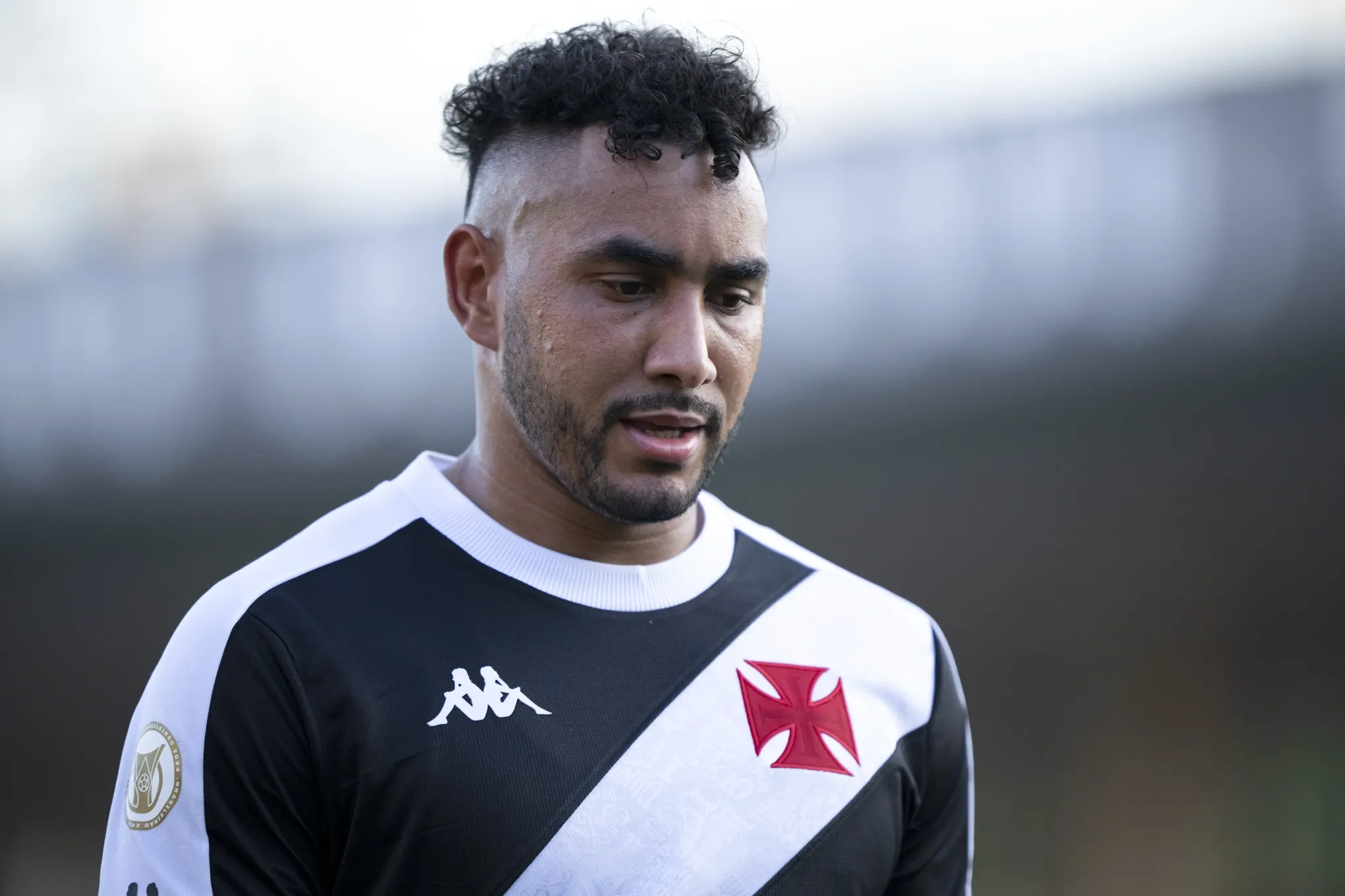 Vasco confirma les&atilde;o de Payet, e esse est&aacute; longe de ser o &uacute;nico problema cruz-maltino