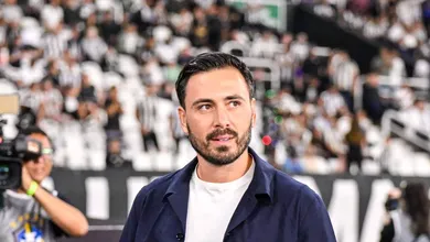 Botafogo d&aacute; sinais de melhora em estreia oficial de Ancelotti, mas peca em velho problema