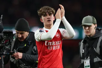 Como &lsquo;intui&ccedil;&atilde;o&rsquo; fez Arteta confiar em promessa de 16 anos do Arsenal