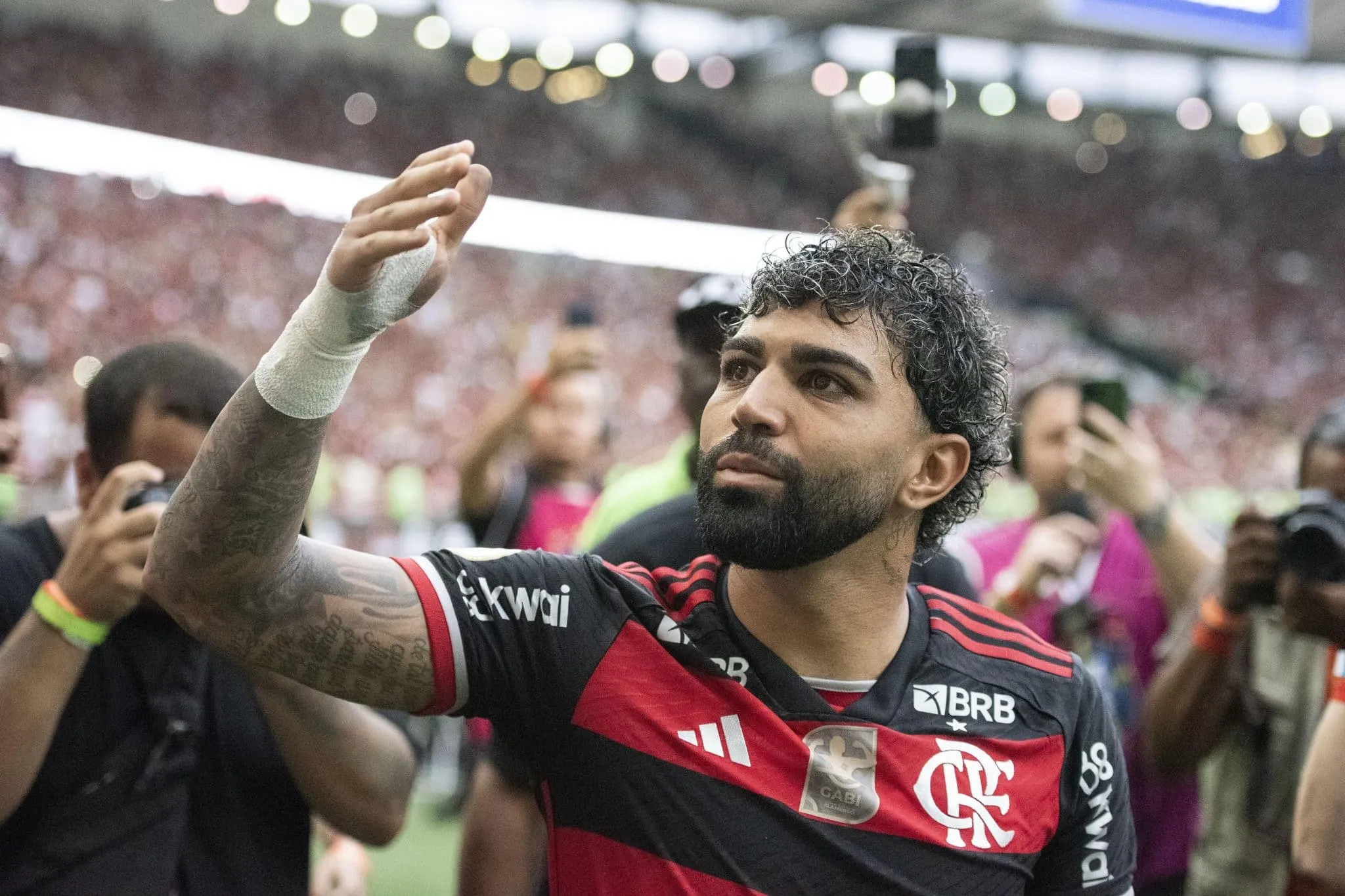 Em despedida do Flamengo, Gabigol volta a alfinetar diretoria e revela sonho