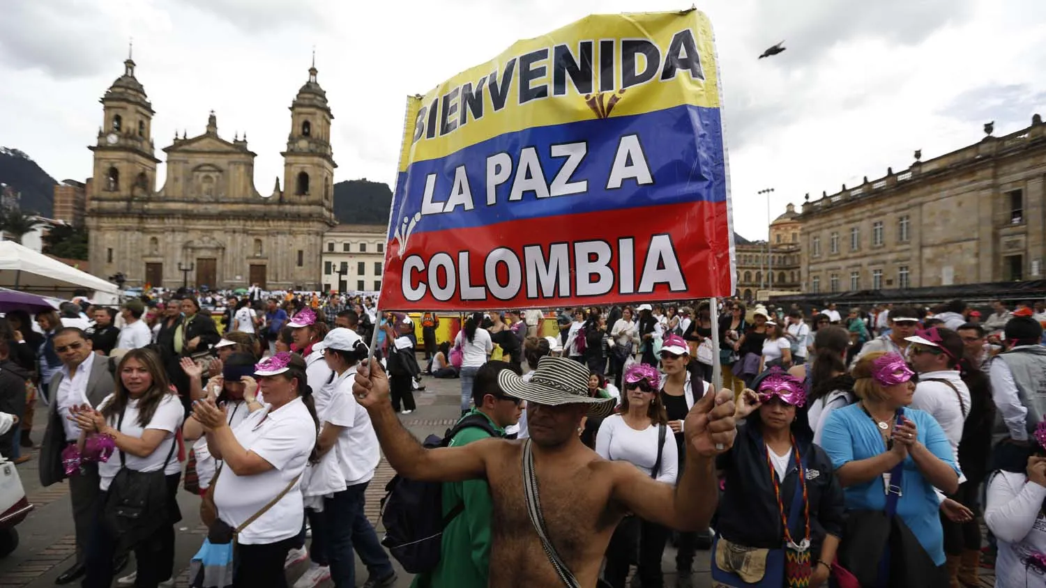Mais uma aposta no poder do futebol por paz na Col&ocirc;mbia: um jogo entre as FARC e o governo