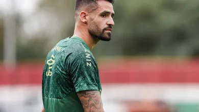 Por que Renato Augusto n&atilde;o tem sido utilizado no Fluminense