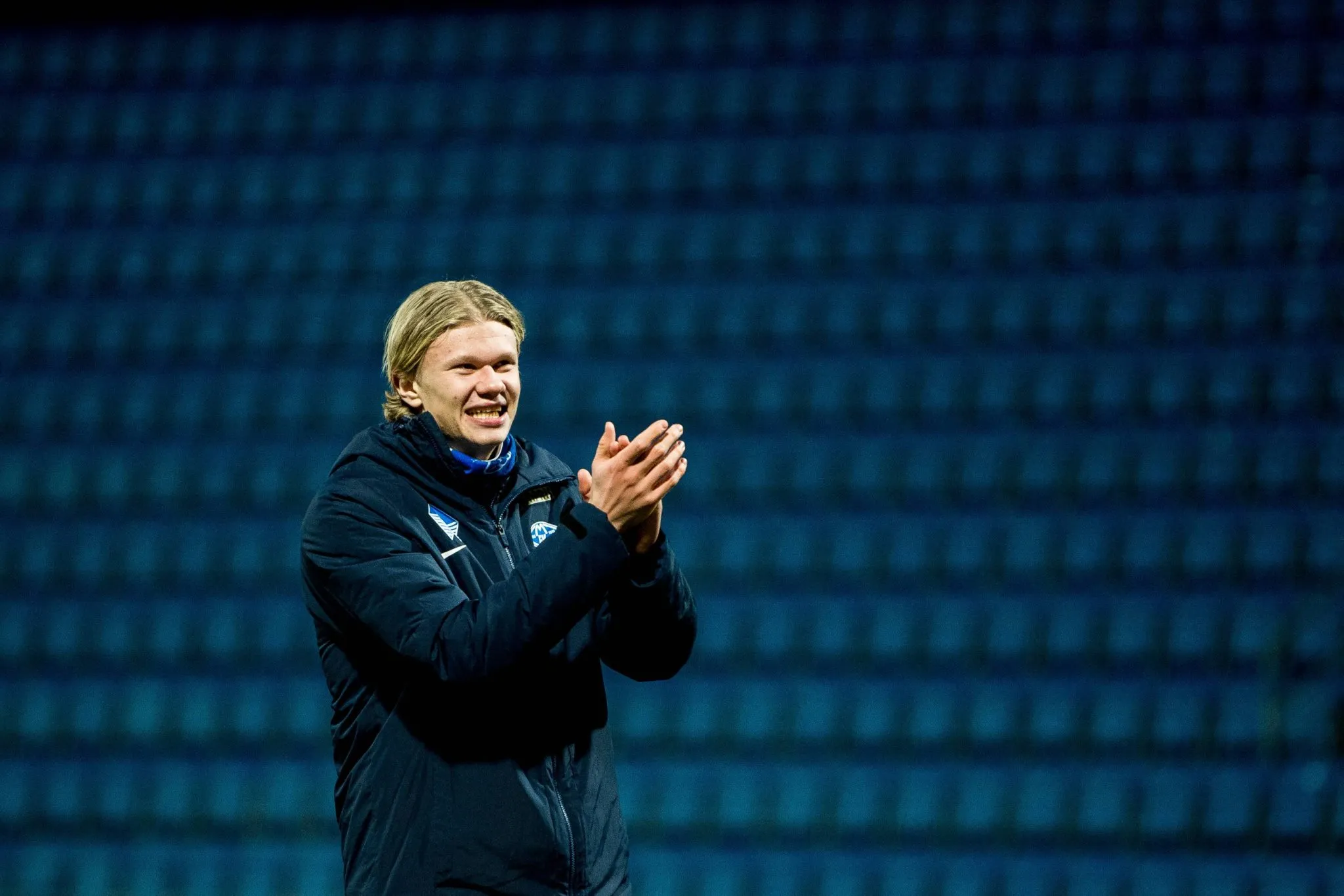 181124 Erling Braut Haland of Molde applauds the away fans after the Eliteserien match between Sand