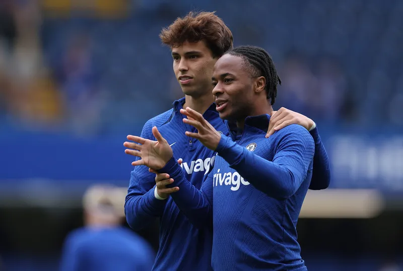 Jo&atilde;o F&eacute;lix e Sterling 