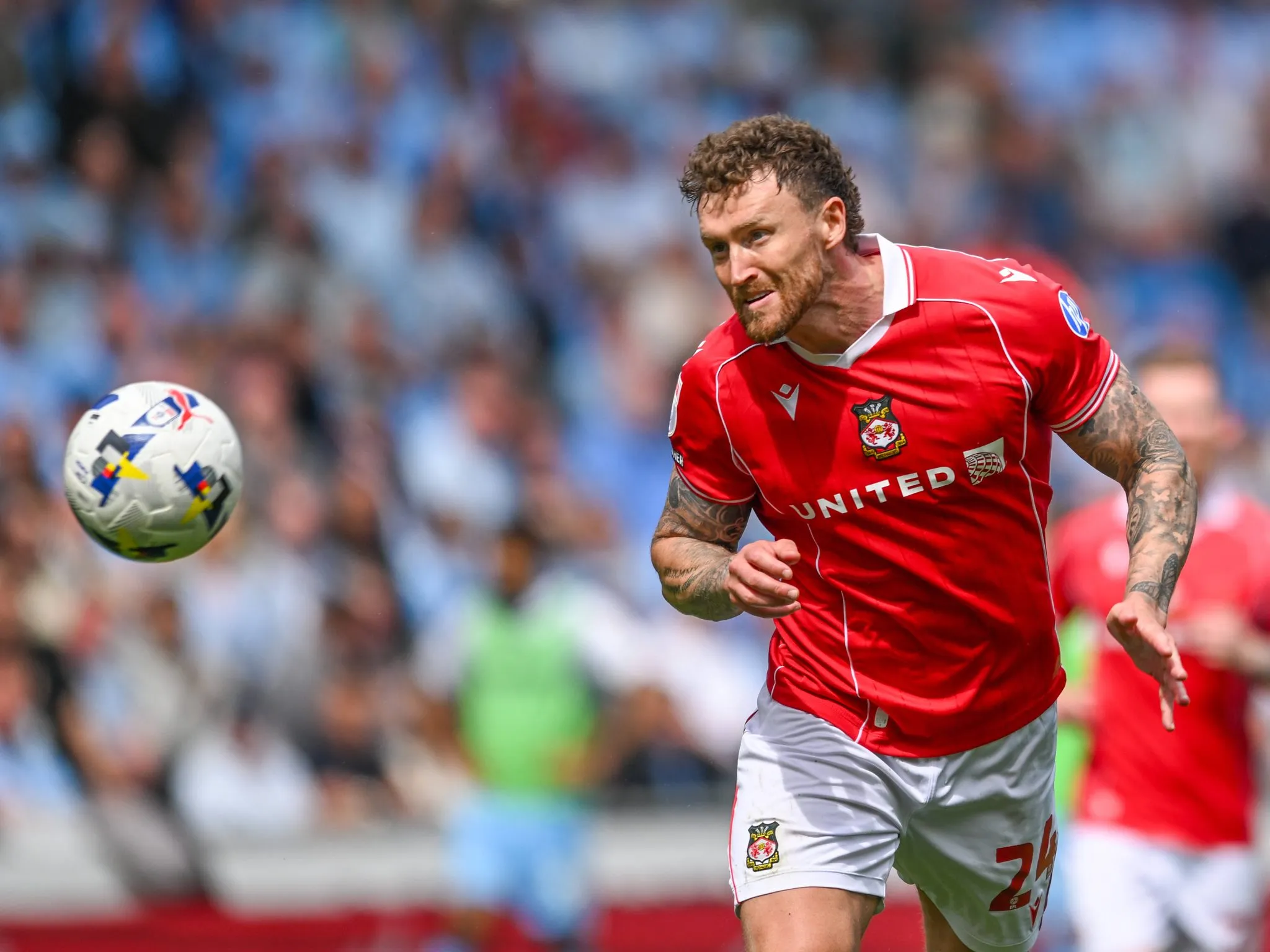 Dan Scarr em jogo do Wrexham