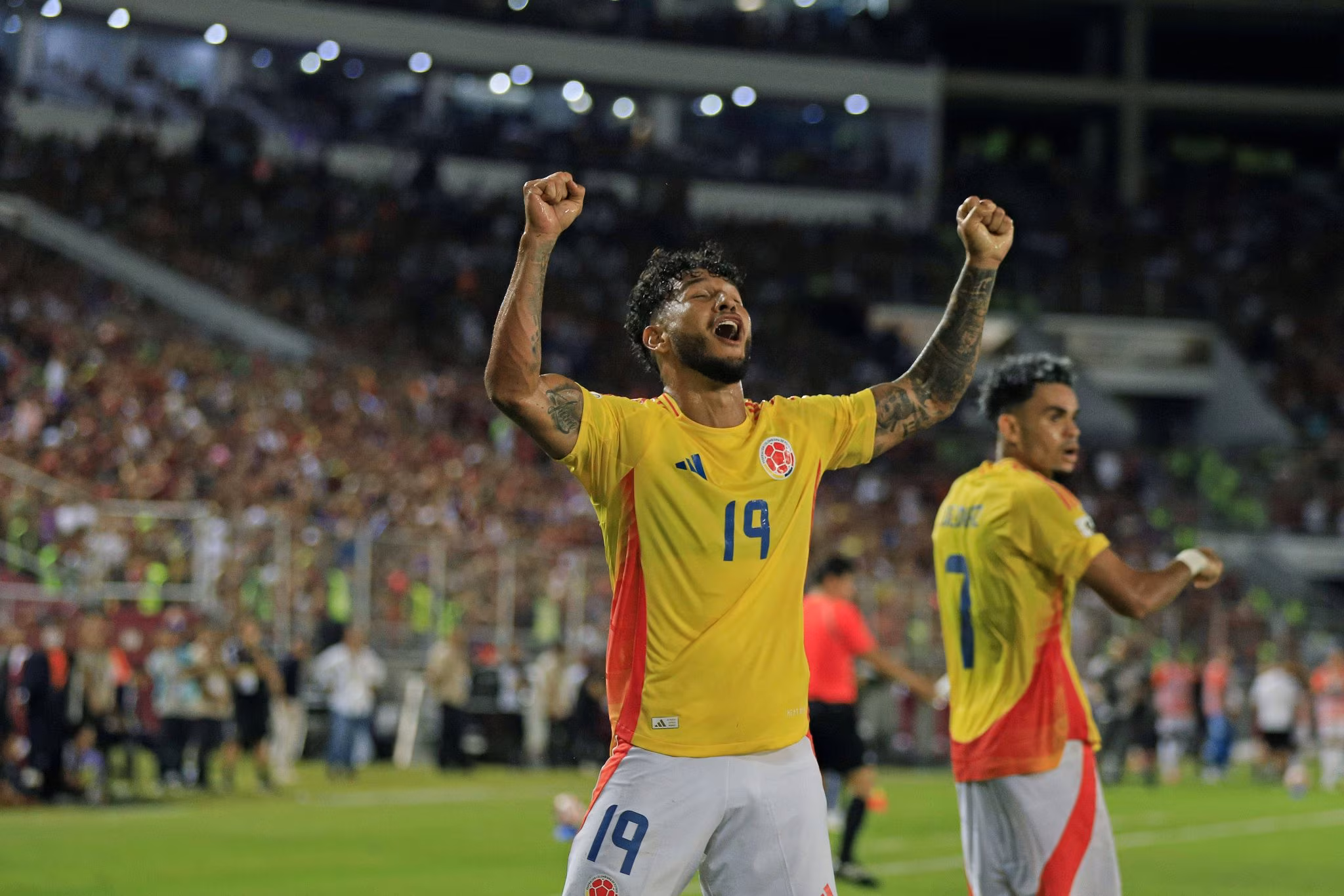 Luis Su&aacute;rez comemora gol pela Col&ocirc;mbia