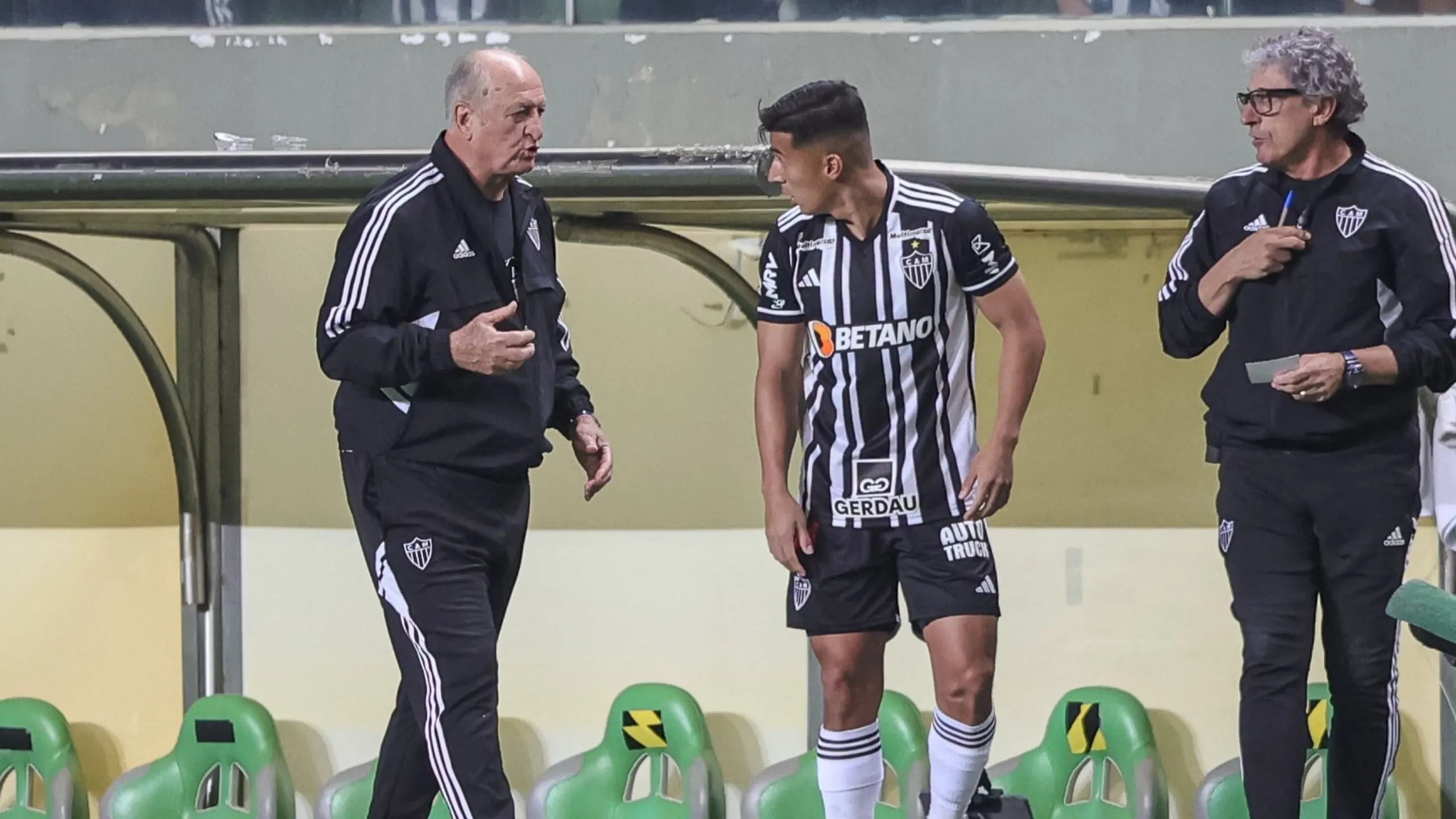 Apag&atilde;o desfaz boa atua&ccedil;&atilde;o do Atl&eacute;tico-MG e acertos de Felip&atilde;o contra o Flamengo