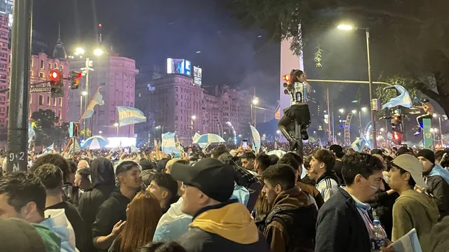 &lsquo;N&atilde;o &eacute; poss&iacute;vel explicar&rsquo;: Como argentinos comemoraram classifica&ccedil;&atilde;o para a final da Copa