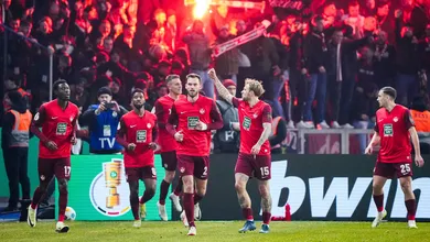 Rival do Leverkusen na Copa da Alemanha luta para n&atilde;o cair &agrave; terceirona