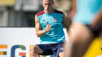 Jankto retorna &agrave; It&aacute;lia para defender o Cagliari