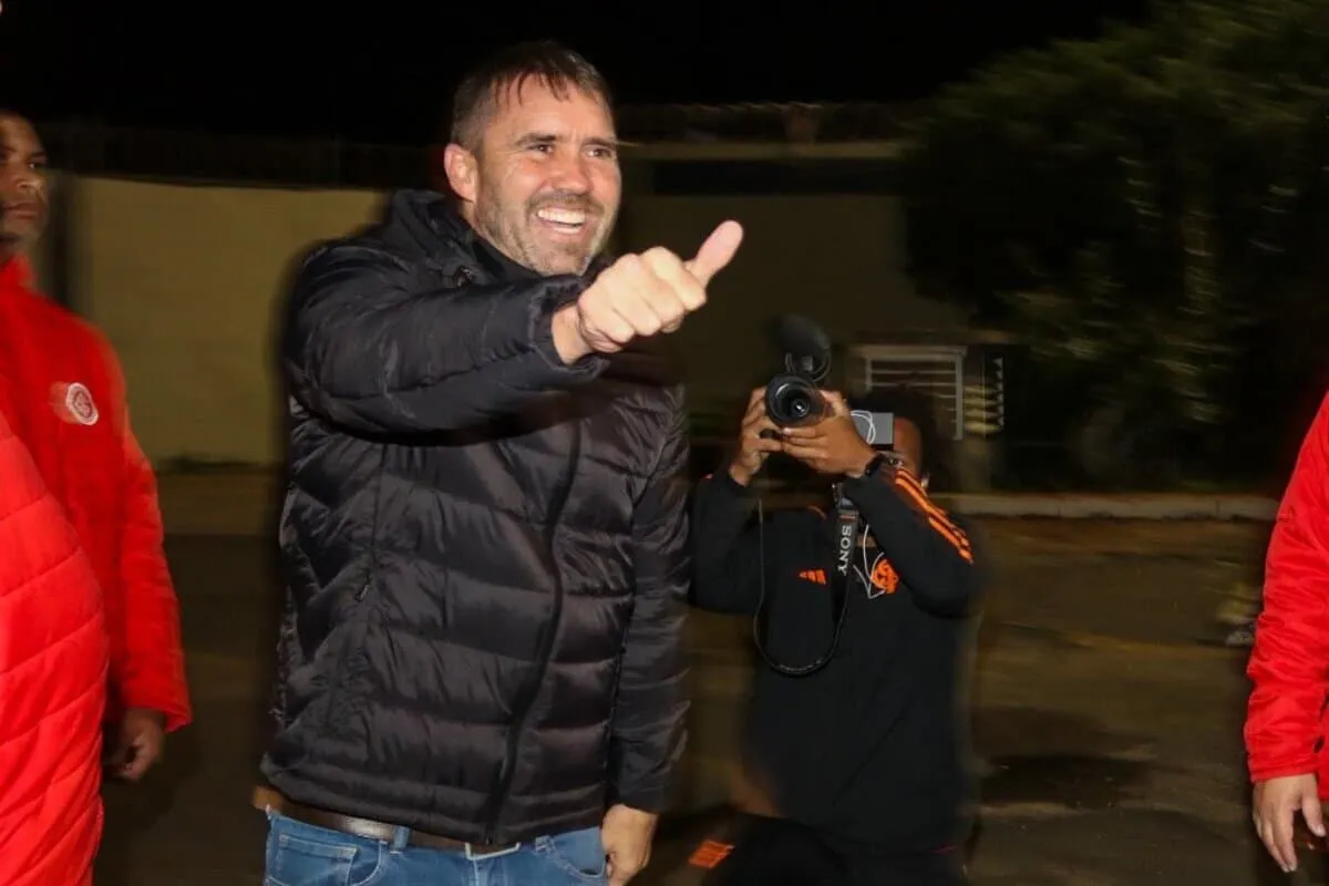 Paulo Junior: Inter se sacode com Coudet, que saiu outro dia. At&eacute; quando?