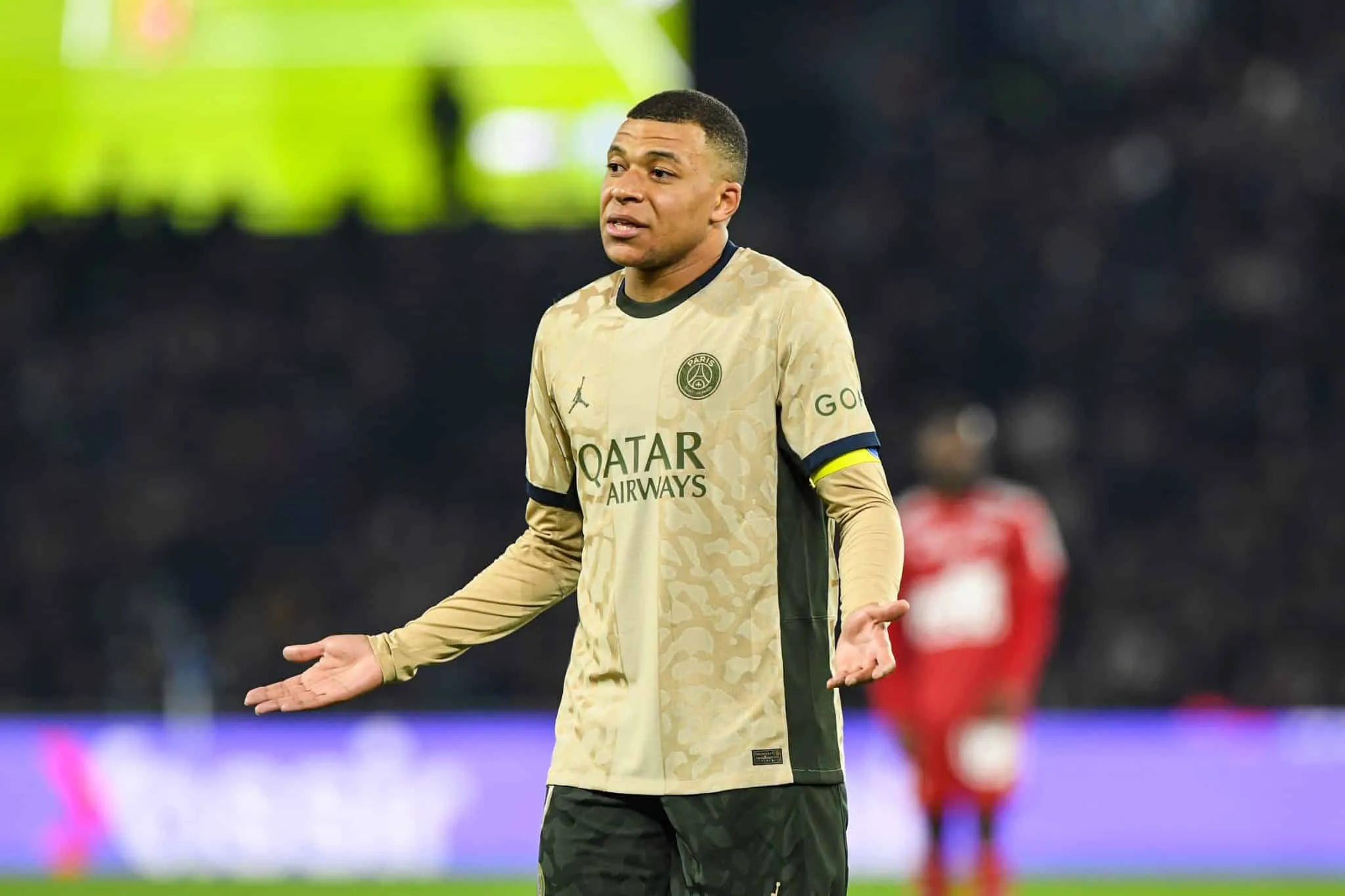 PSG ou Real Madrid: at&eacute; quando vai durar a novela Mbapp&eacute;?