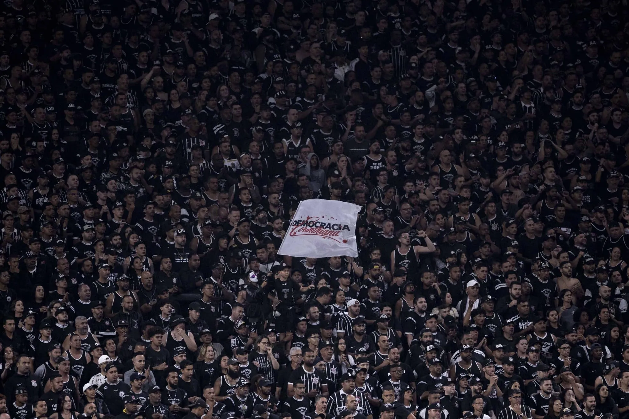 Torcida do Corinthians manda recado para o Flamengo ap&oacute;s vit&oacute;ria em jogo da vida