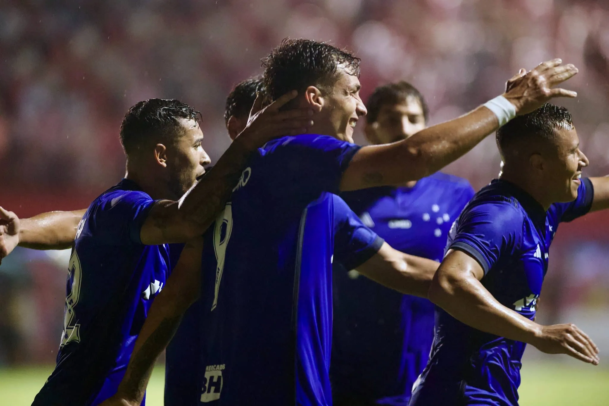 Cruzeiro conta com estreante e cria da base para vencer Villa Nova em estreia do Mineiro