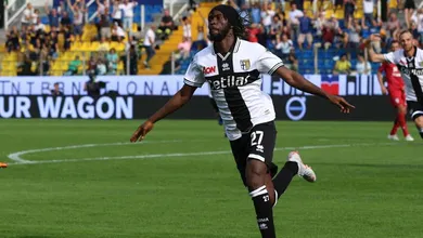 Gervinho: &ldquo;A torcida do Parma sofreu muito, ver as pessoas felizes com meus gols &eacute; o melhor presente&rdquo;