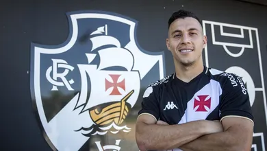 Vasco anuncia a contrata&ccedil;&atilde;o do atacante paraguaio Sebasti&aacute;n Ferreira