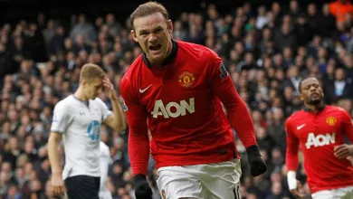 O United pagar&aacute; &pound; 85 milh&otilde;es a Rooney n&atilde;o s&oacute; por um craque, mas por um l&iacute;der