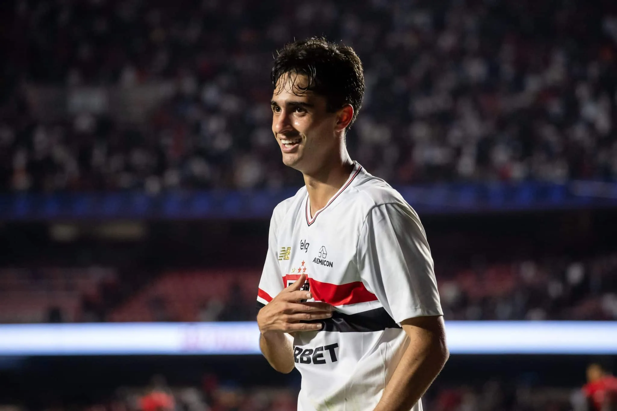 Os 2 fatores que explicam crescimento de Rodriguinho com Crespo no S&atilde;o Paulo