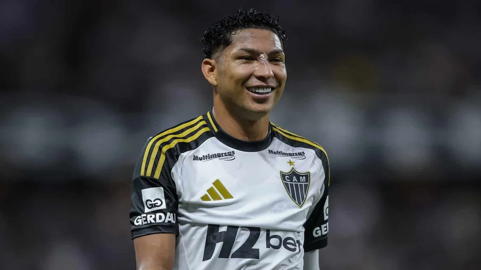 Rony, Scarpa, Igor Gomes e at&eacute; ex-massagista: Atl&eacute;tico-MG &eacute; notificado por atrasos