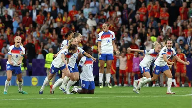 Nunca desiste: Inglaterra supera Espanha e leva bi da Euro com campanha de reviravoltas