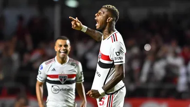 Em meio a conversas sobre renova&ccedil;&atilde;o, S&atilde;o Paulo n&atilde;o se preocupa com interesse de clube de CR7 por Arboleda