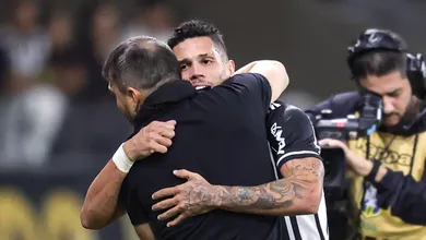 Paulinho acaba com narrativa, defende Coudet no Atl&eacute;tico-MG, o que confirma mais um erro da diretoria