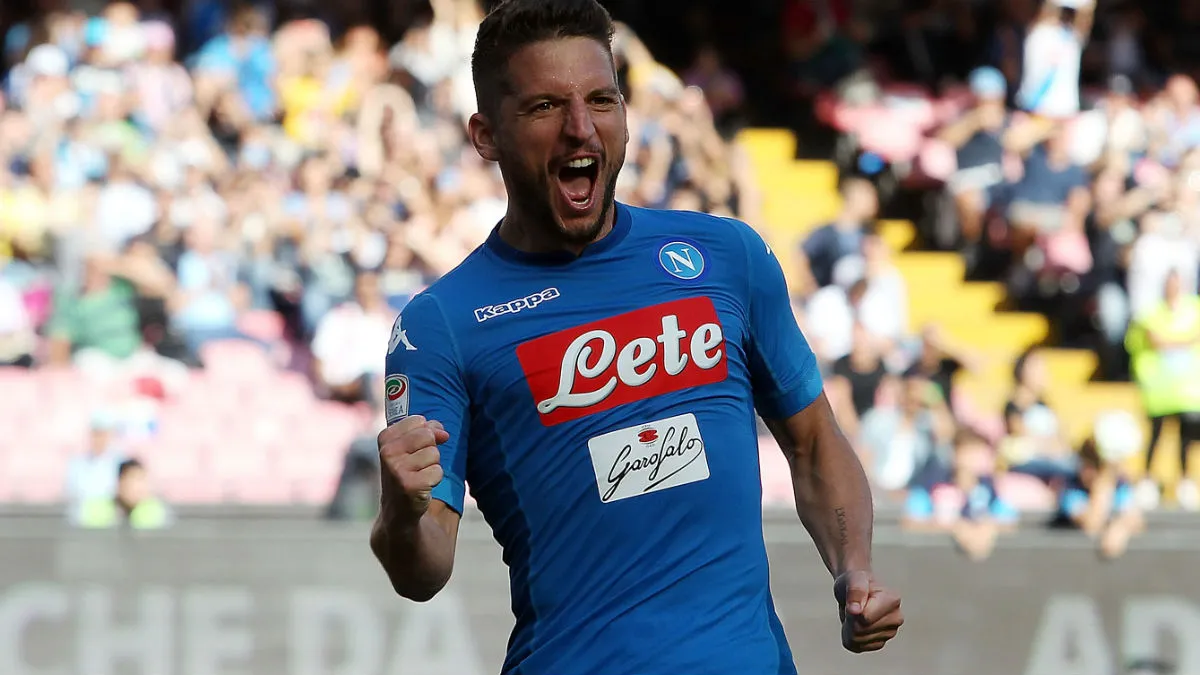 Sarri: &ldquo;&Eacute; uma pena que s&oacute; tenhamos descoberto Mertens como centroavante aos 28 anos&rdquo;