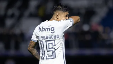 Zaracho tem tor&ccedil;&atilde;o muito feia, preocupa e pode aumentar lista de desfalques do Atl&eacute;tico-MG