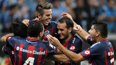 A f&eacute; do Gr&ecirc;mio n&atilde;o foi suficiente contra os pequenos milagres do San Lorenzo