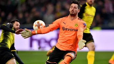 Red Bull Salzburg ficou mais pr&oacute;ximo de ampliar sua vantagem do que o Dortmund de reagir