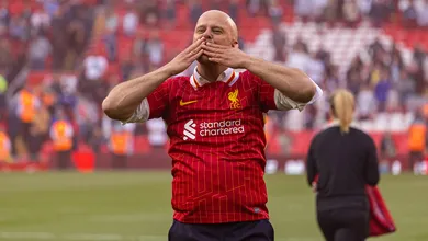 O que o Liverpool campe&atilde;o ingl&ecirc;s pode ensinar aos times brasileiros