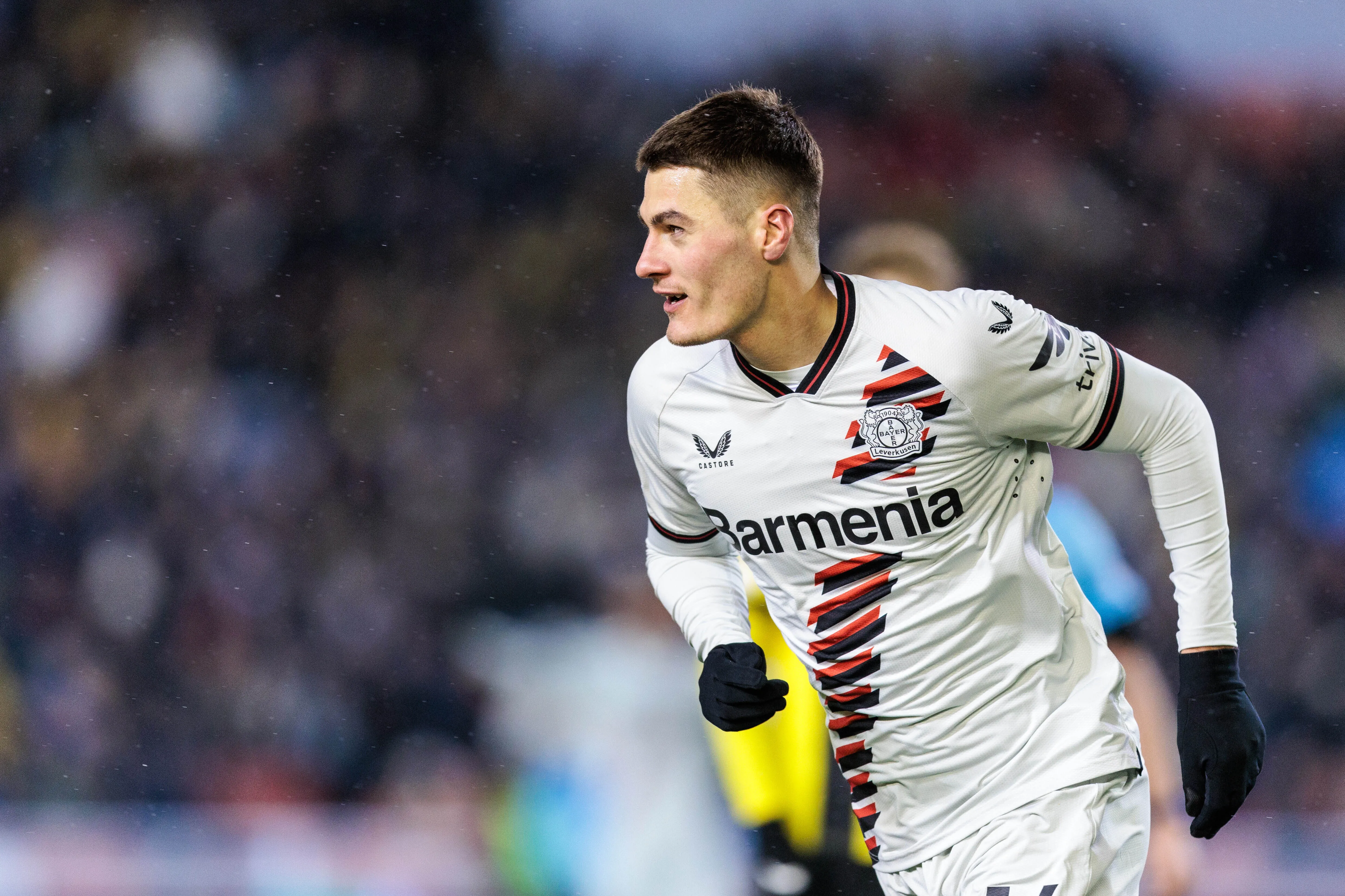 Leverkusen n&atilde;o precisou de muito para bater H&auml;cken e confirmar ida &agrave;s oitavas da Liga Europa