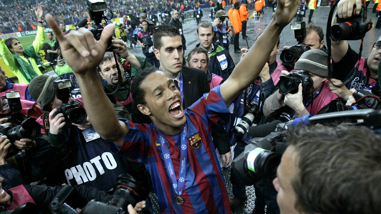 Como a final de 2006 consagrou o Bar&ccedil;a de Ronaldinho e moldou o destino do Arsenal