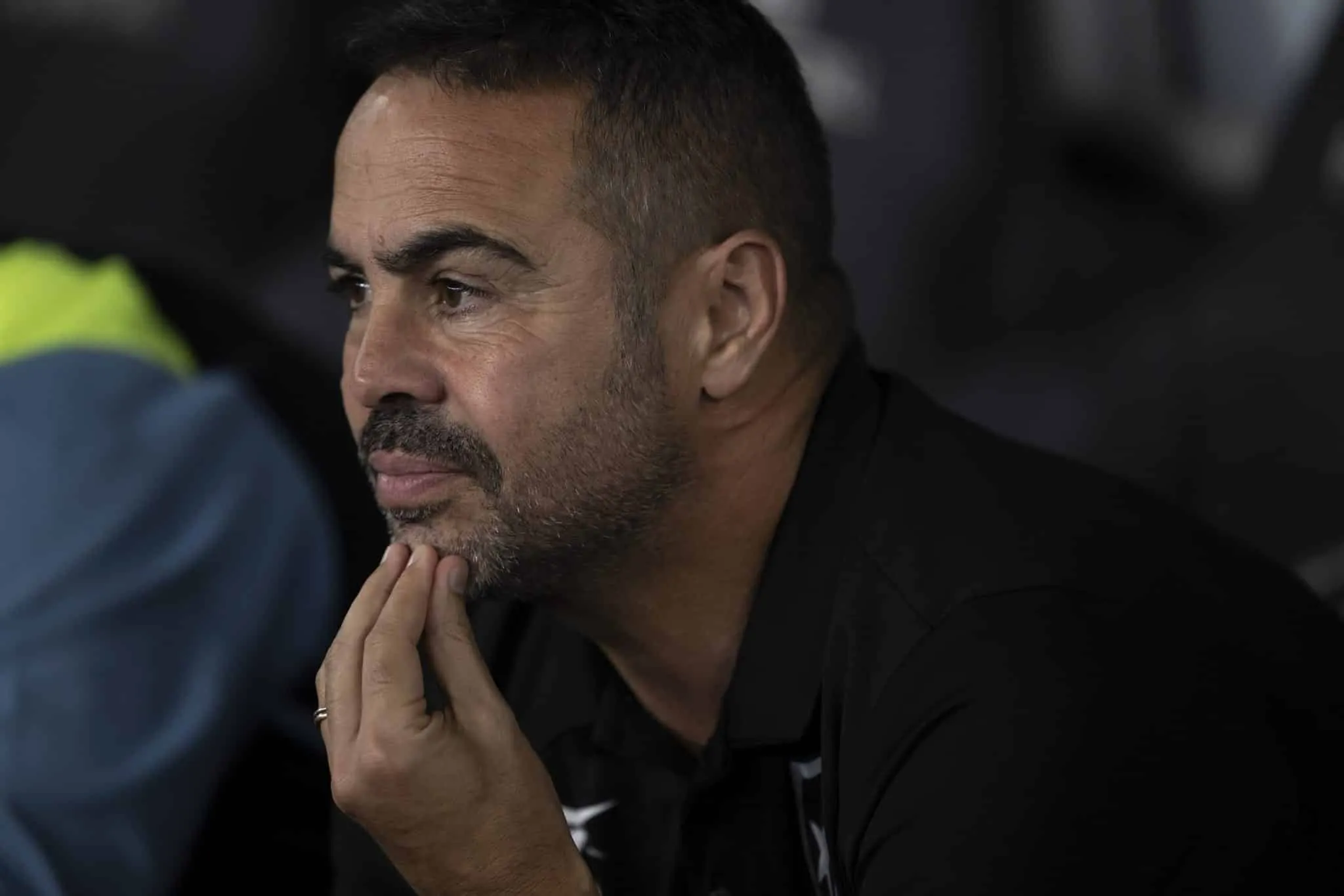 Artur Jorge identifica &lsquo;maior defeito&rsquo; do Botafogo em sequ&ecirc;ncia inst&aacute;vel do time