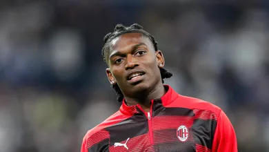 &lsquo;Rafael Le&atilde;o acha que &eacute; fenomenal e isso me incomoda&rsquo;: Ex-Milan detona atacante portugu&ecirc;s