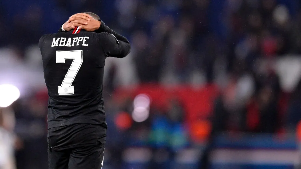Mbapp&eacute; conta que n&atilde;o dormiu depois da elimina&ccedil;&atilde;o na Champions e garante que fica no PSG