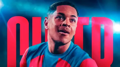 Barcelona anuncia Vitor Roque por quase R$ 400 milh&otilde;es com v&iacute;deo de tigre