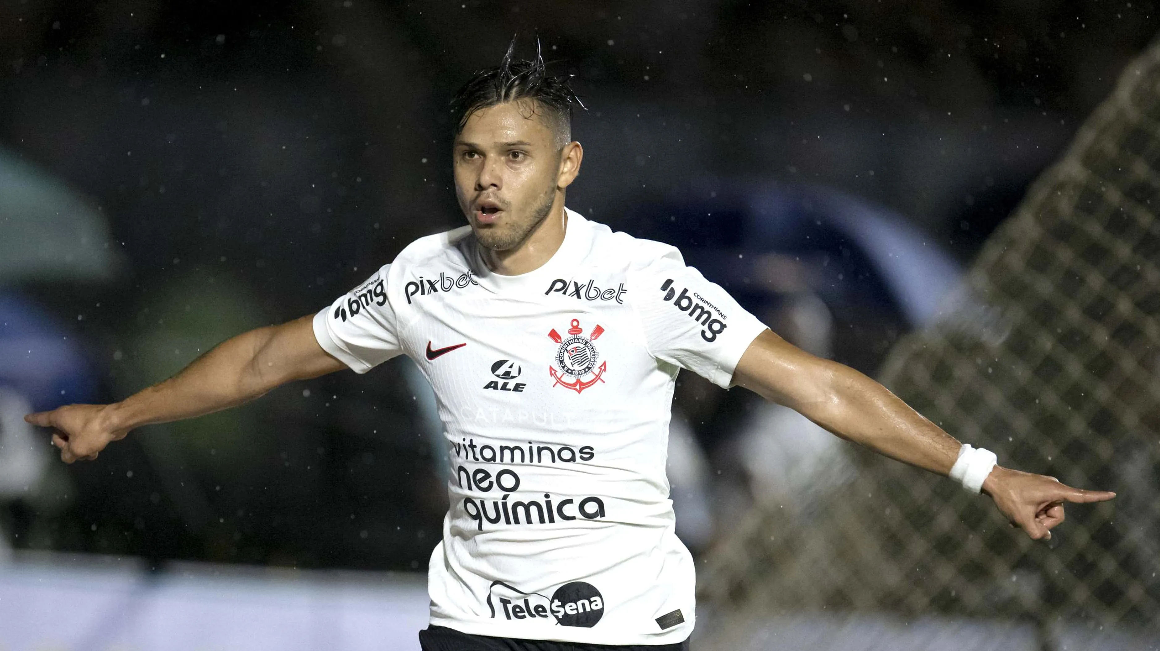 Em jogo pela sobreviv&ecirc;ncia, Corinthians busca &lsquo;virada do al&iacute;vio&rsquo; na ra&ccedil;a e deixa Vasco sob press&atilde;o