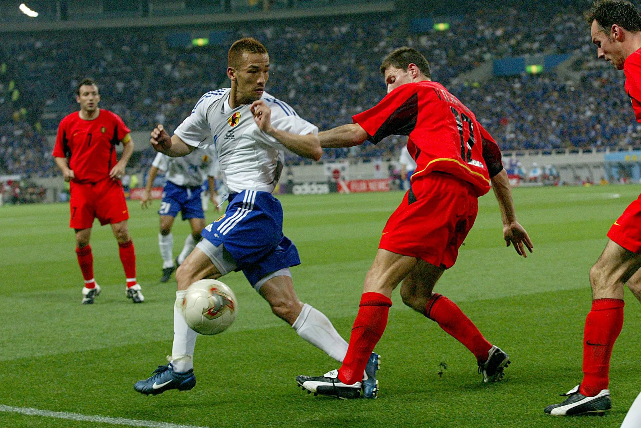 O Jap&atilde;o 2&times;2 B&eacute;lgica que deixou boas lembran&ccedil;as na Copa do Mundo de 2002