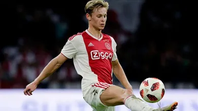 Al&eacute;m do talento, Frenkie de Jong indica ter uma mente privilegiada para entender o jogo e desfrut&aacute;-lo