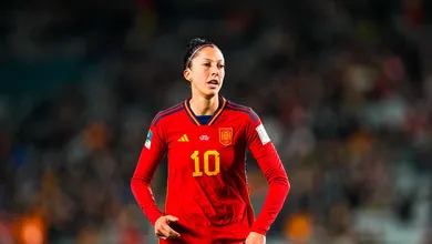 Site espanhol acusa federa&ccedil;&atilde;o de forjar discurso de Hermoso que ameniza beijo de diretor