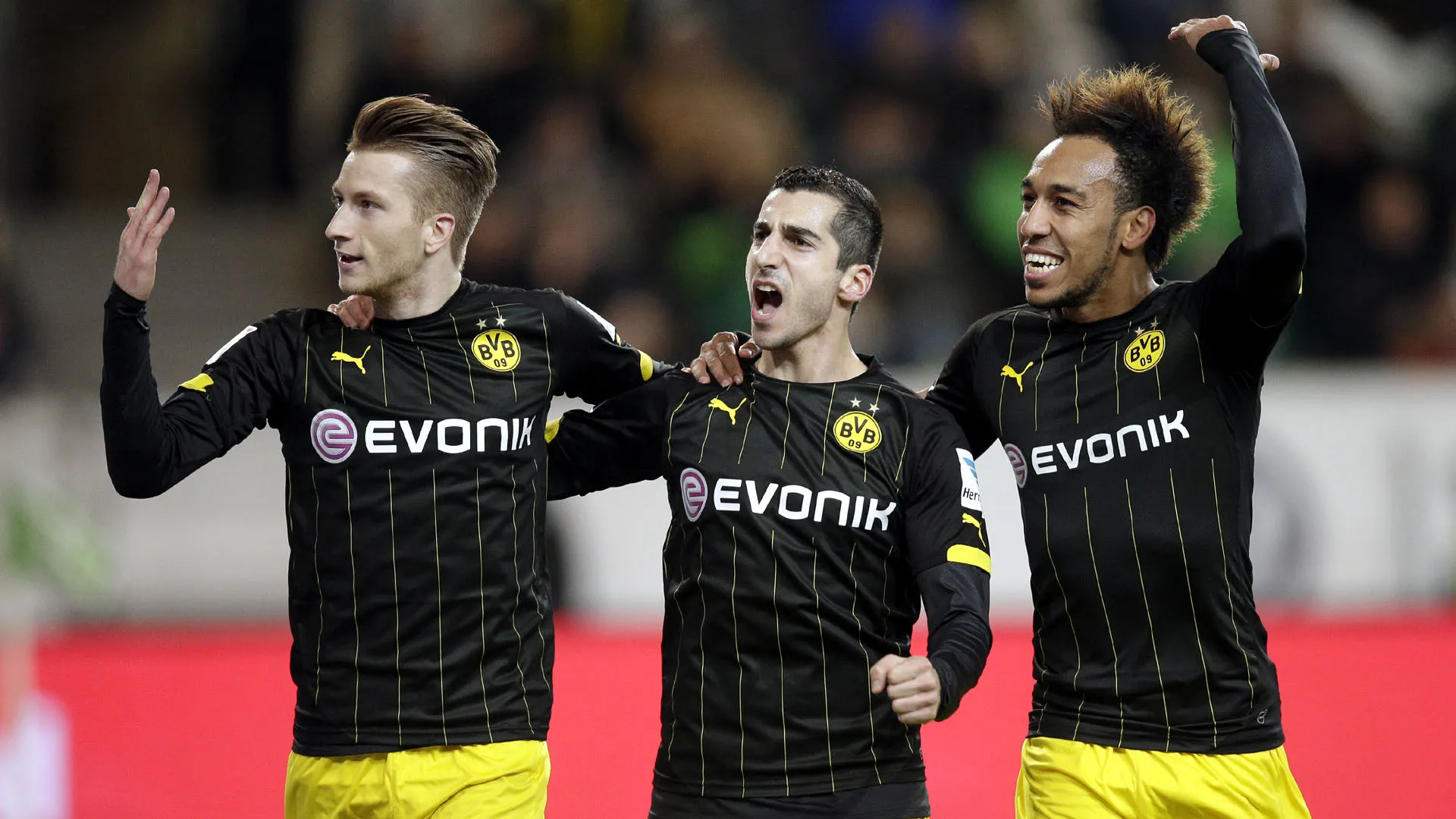 Mkhitaryan foi o protagonista da vit&oacute;ria dram&aacute;tica do Dortmund sobre o Wolfsburg