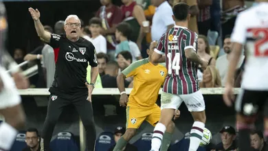 Dorival diz que arbitragem teve interfer&ecirc;ncia direta em mais uma derrota do S&atilde;o Paulo fora de casa