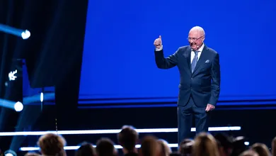 Sven-G&ouml;ran Eriksson aparece pela primeira vez ap&oacute;s revelar seu c&acirc;ncer terminal