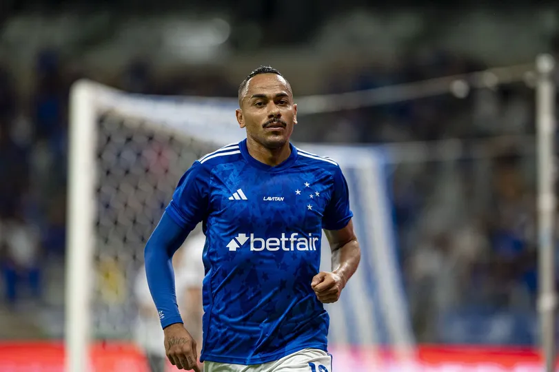 Mesmo com poucas oportunidades, Papagaio marcou gol importante em 2024